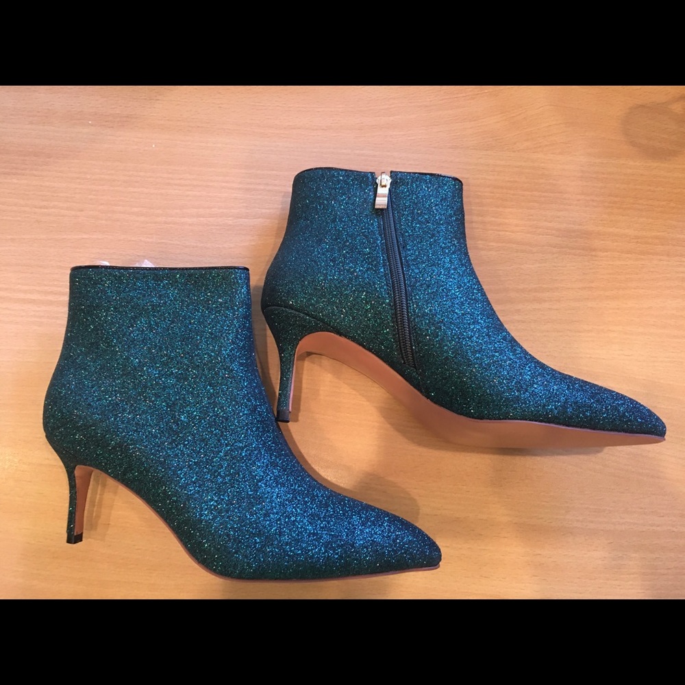 Eye popping Turquoise Booties - new, never worn!